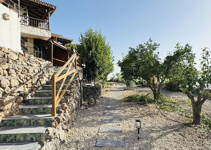 Balcones De Erques Guía de Isora