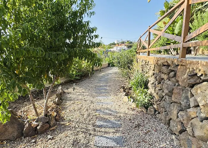 Balcones De Erques Guía de Isora